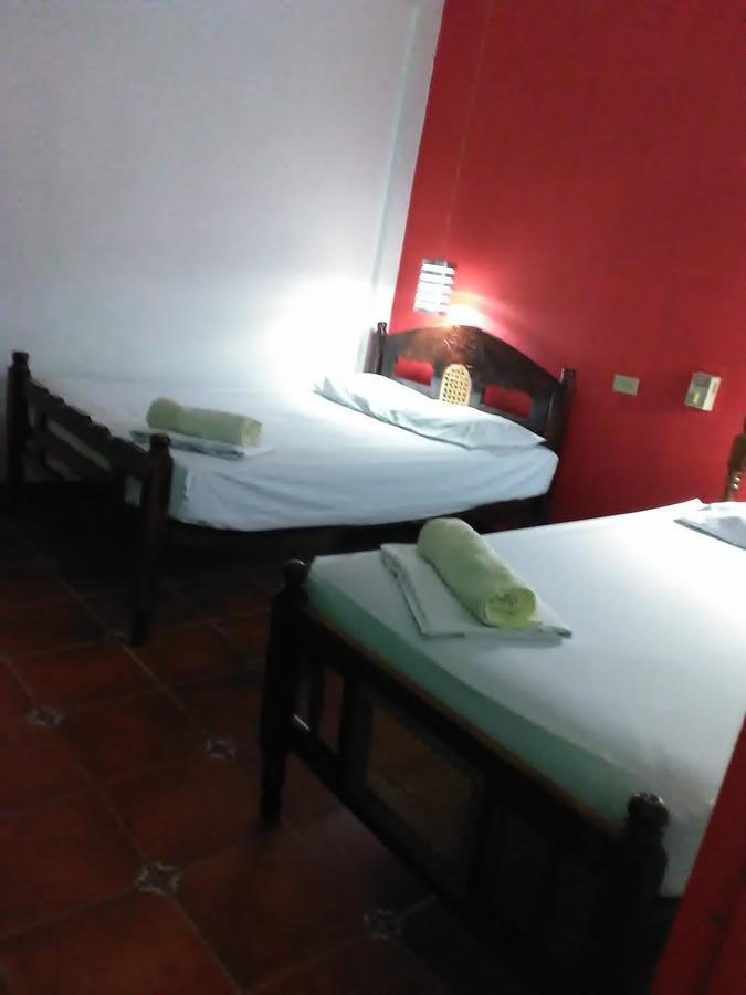 Hostal Casa Ivana León Buitenkant foto