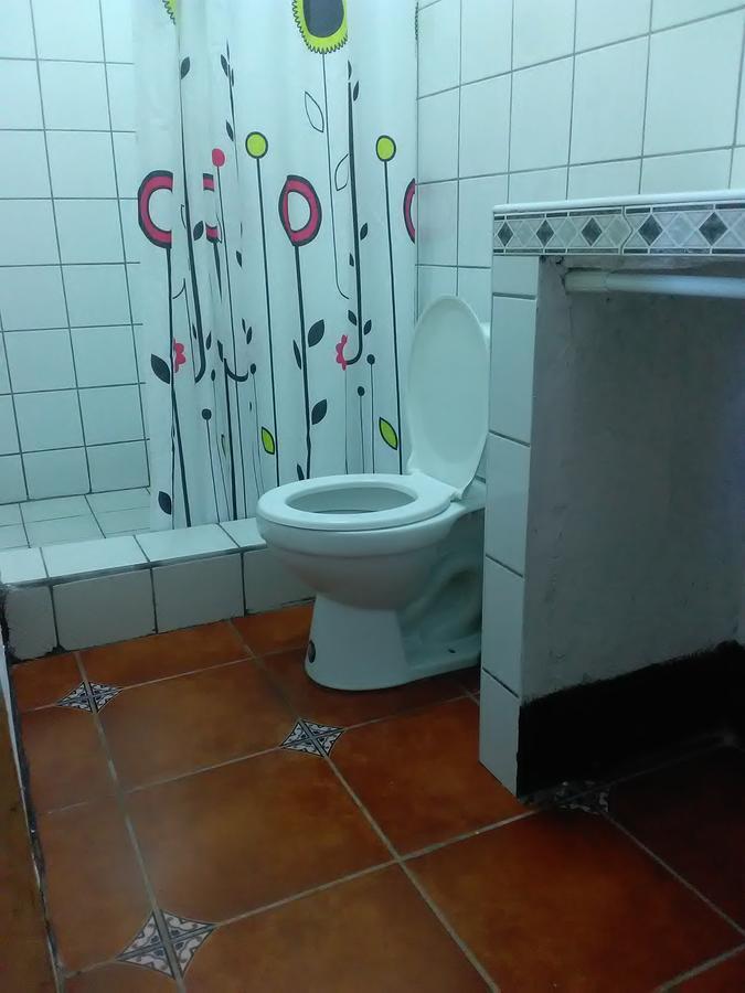 Hostal Casa Ivana León Buitenkant foto